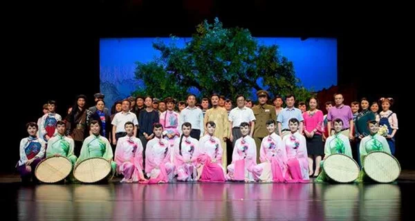 中国戏曲教育联盟第三届理事会暨全国戏曲院校教学成果展演开幕式在黄冈举行(图1) 中国戏曲教育联盟第三届理事会暨全国戏曲院校教学成果展演开幕式在黄冈举行(图1)