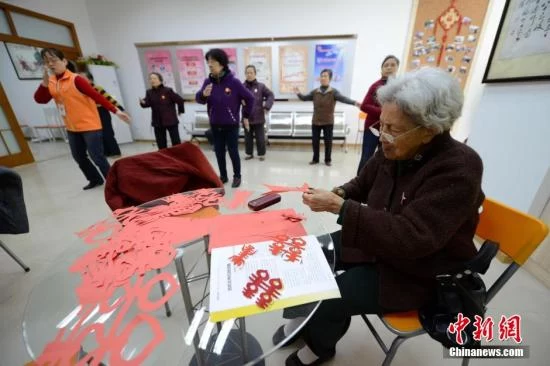 “通讯录里的父母”咋养老? 多元模式值得尝试(图1) “通讯录里的父母”咋养老? 多元模式值得尝试(图1)