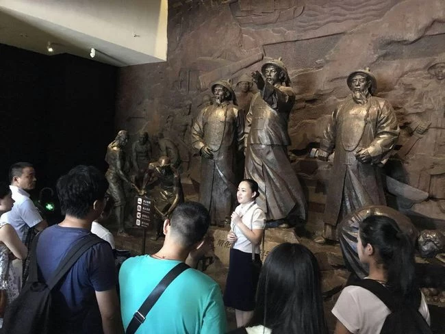 博物馆跨界融合的大胆尝试——从虎门销烟到现代禁毒的“馆医合作”(图7) 博物馆跨界融合的大胆尝试——从虎门销烟到现代禁毒的“馆医合作”(图7)