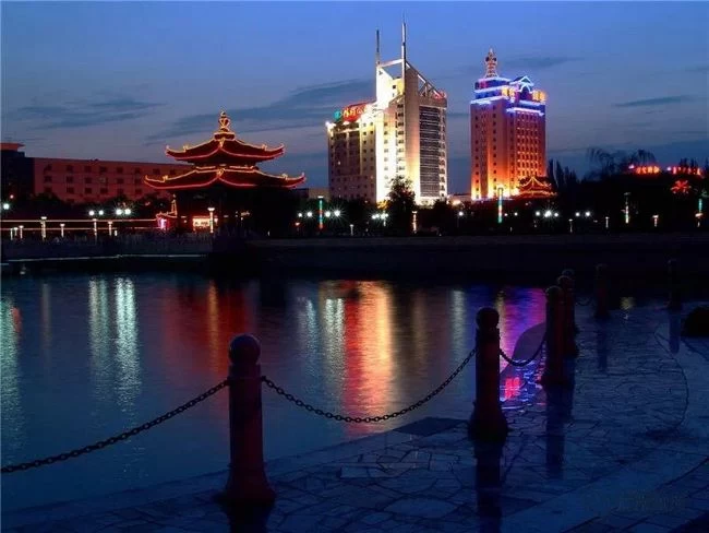 陕西榆阳:迈上改革新征程 谱写发展新篇章(图2) 陕西榆阳:迈上改革新征程 谱写发展新篇章(图2)