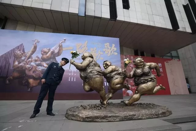 众艳亮相金陵——“一路欢歌——许鸿飞雕塑世界巡展·南京站”启幕(图15)