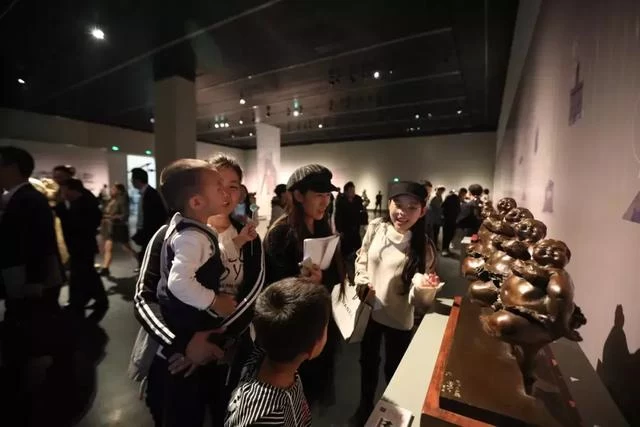 众艳亮相金陵——“一路欢歌——许鸿飞雕塑世界巡展·南京站”启幕(图8)