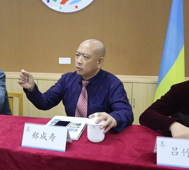 乌克兰留学中心福建省分中心成立仪式在南京总部举行(图3) 乌克兰留学中心福建省分中心成立仪式在南京总部举行(图3)