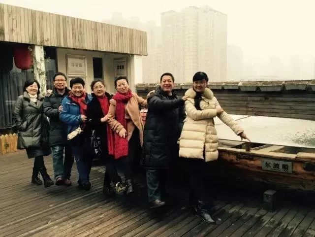 红孩《东渡东渡》获东方文艺奖(图1) 红孩《东渡东渡》获东方文艺奖(图1)