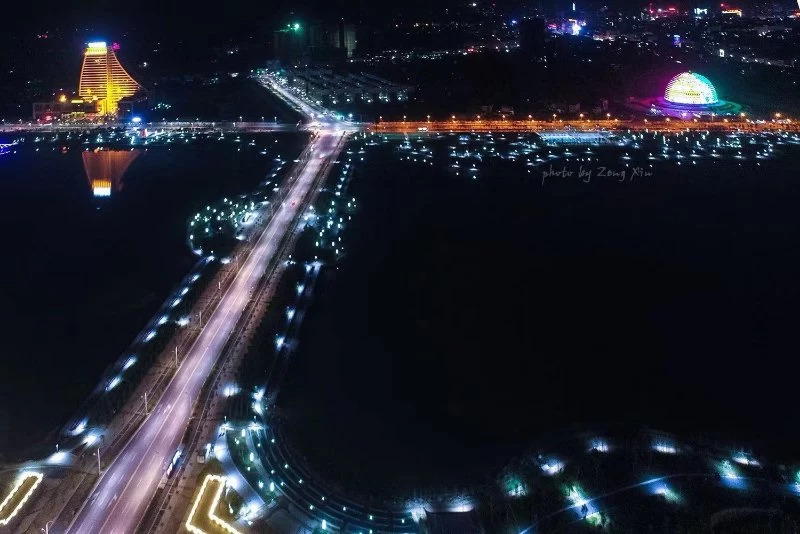 手持彩练当空舞——湖北浠水县努力创建国家公共文化服务体系示范区(图2) 手持彩练当空舞——湖北浠水县努力创建国家公共文化服务体系示范区(图2)