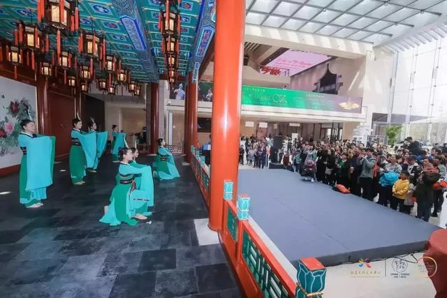 诗意生活节,一场别致的文艺“踏青” 来年春天再相约(图4) 诗意生活节,一场别致的文艺“踏青” 来年春天再相约(图4)
