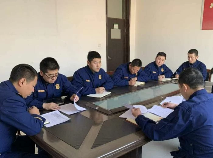 陕西米脂消防大队制定措施全力保障辖区消防安全(图1) 陕西米脂消防大队制定措施全力保障辖区消防安全(图1)