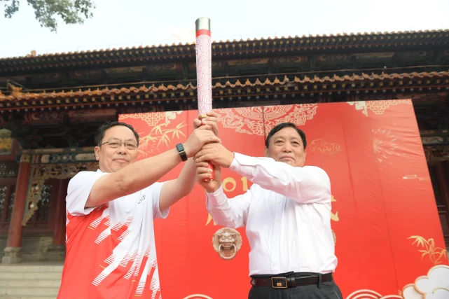 李秋喜点燃中国白酒的“生命之火”,2019“行走的汾酒”再度出发(图3) 李秋喜点燃中国白酒的“生命之火”,2019“行走的汾酒”再度出发(图3)