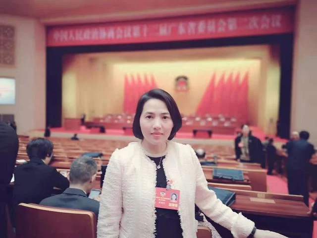 从打工女孩到“全国劳模”,追梦路上有一颗“大我”之心(图6) 从打工女孩到“全国劳模”,追梦路上有一颗“大我”之心(图6)