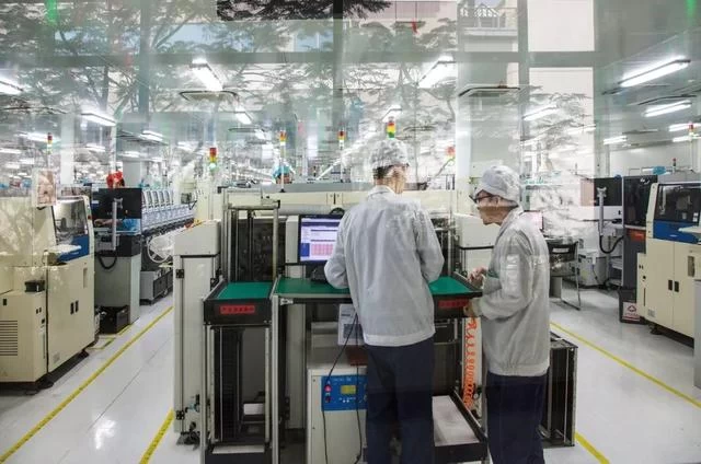 李志良:用镜头追寻“东莞制造”传奇(图3) 李志良:用镜头追寻“东莞制造”传奇(图3)