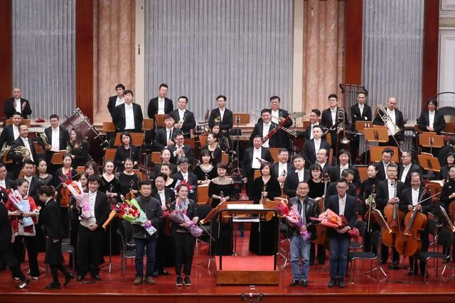 庆祝新中国成立70周年,中国交响乐作品展演天津音乐会成功举办(图7) 庆祝新中国成立70周年,中国交响乐作品展演天津音乐会成功举办(图7)
