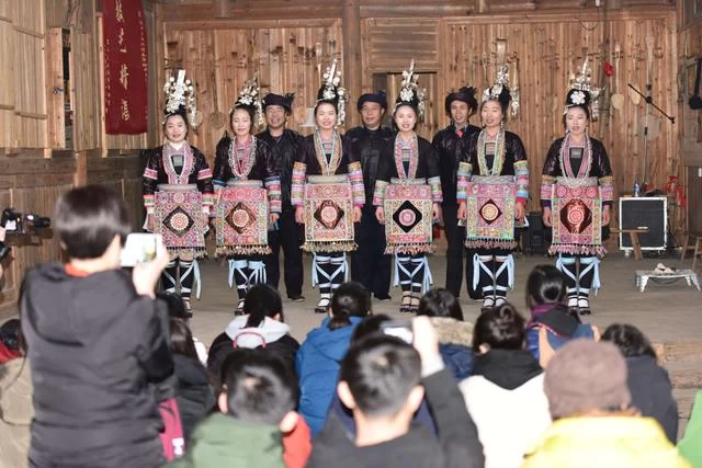 香港青少年感受侗族文化的交融——香港青少年贵州侗族文化研习活动侧记(图5) 香港青少年感受侗族文化的交融——香港青少年贵州侗族文化研习活动侧记(图5)