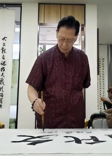 领导专家齐聚,探讨“忠华盛世金牧粮草”高科技种养循环产业发展(图2) 领导专家齐聚,探讨“忠华盛世金牧粮草”高科技种养循环产业发展(图2)