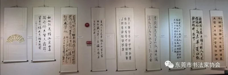 “翰墨笔韵颂党恩”,“逸龙阁杯”东莞书法名家邀请展在塘厦城市展示馆开幕(图9) “翰墨笔韵颂党恩”,“逸龙阁杯”东莞书法名家邀请展在塘厦城市展示馆开幕(图9)