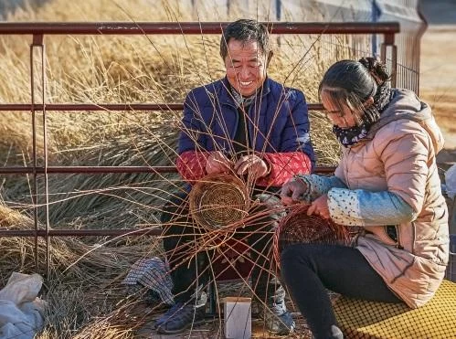火塔点亮圆心梦 咱们赶上好时候——陕西省榆林市多举措确保高质量打赢脱贫攻坚战(图1) 火塔点亮圆心梦 咱们赶上好时候——陕西省榆林市多举措确保高质量打赢脱贫攻坚战(图1)