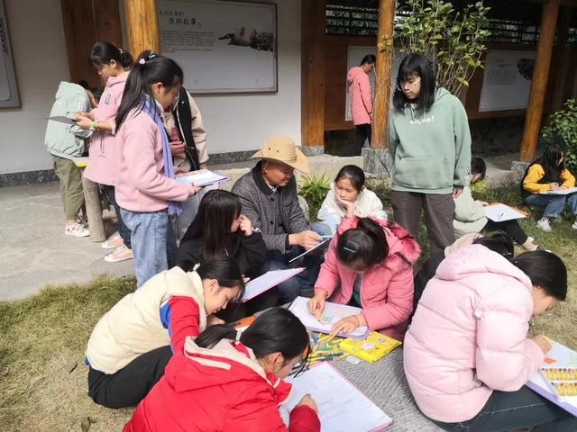 新时代的山乡巨变——广西环江毛南族整族脱贫观察(图4) 新时代的山乡巨变——广西环江毛南族整族脱贫观察(图4)