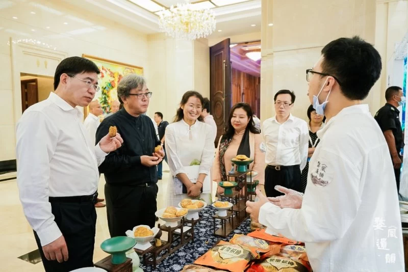 “婺风遗韵”非遗展为金华代言,点亮上海滩(图6) “婺风遗韵”非遗展为金华代言,点亮上海滩(图6)