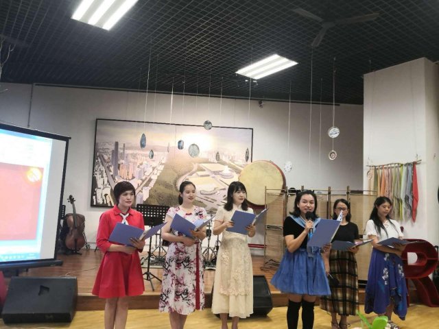第六届青秀区中秋诗会在南宁举行，伍迁获2020年度＂青秀诗人＂奖