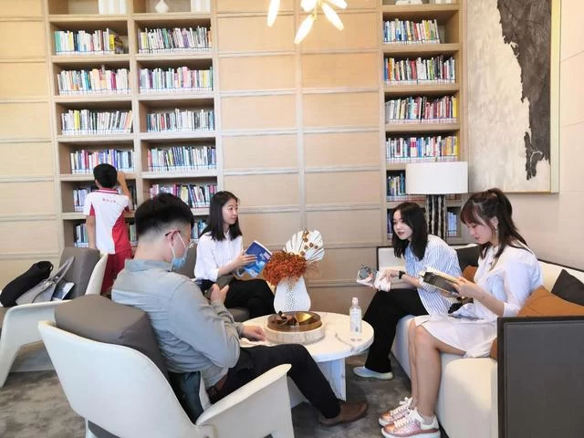 社会力量参与,北部湾构筑公共图书馆多元化发展新格局(图1) 社会力量参与,北部湾构筑公共图书馆多元化发展新格局(图1)