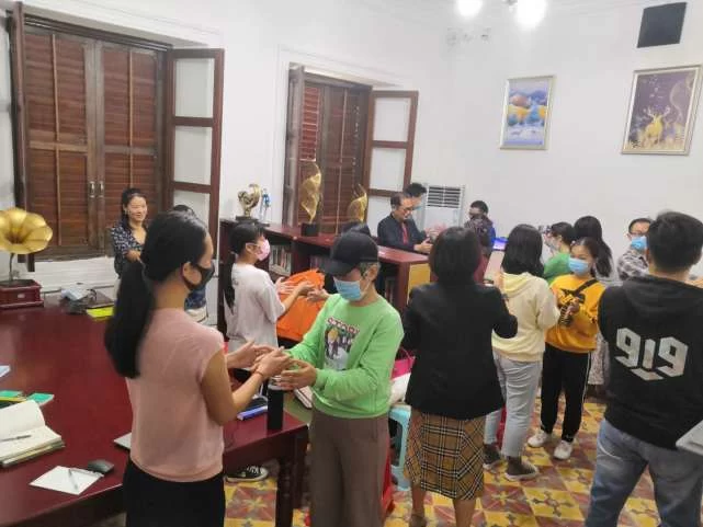 陈列馆里的智慧书房:广西北海市为游客读者提供多样化特色阅读服务(图5) 陈列馆里的智慧书房:广西北海市为游客读者提供多样化特色阅读服务(图5)