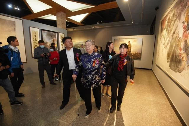 “纪念中国人民志愿军抗美援朝出国作战70周年中朝艺术家交流展”在京举办(图2) “纪念中国人民志愿军抗美援朝出国作战70周年中朝艺术家交流展”在京举办(图2)