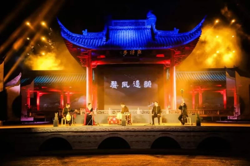 “婺风遗韵·水墨金华”非遗一台戏书就文旅华章(图1) “婺风遗韵·水墨金华”非遗一台戏书就文旅华章(图1)