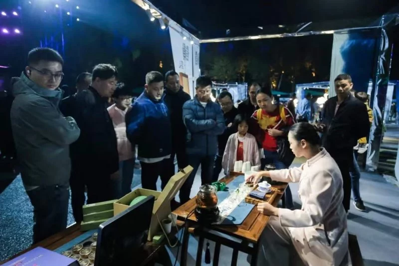 “婺风遗韵·水墨金华”非遗一台戏书就文旅华章(图11) “婺风遗韵·水墨金华”非遗一台戏书就文旅华章(图11)