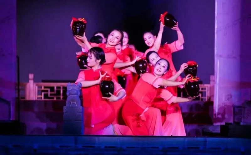 “婺风遗韵·水墨金华”非遗一台戏书就文旅华章(图9) “婺风遗韵·水墨金华”非遗一台戏书就文旅华章(图9)