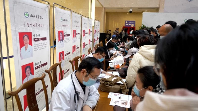 让中医药文化更贴近生活,山西省中医院第七届膏方文化节开幕(图3) 让中医药文化更贴近生活,山西省中医院第七届膏方文化节开幕(图3)