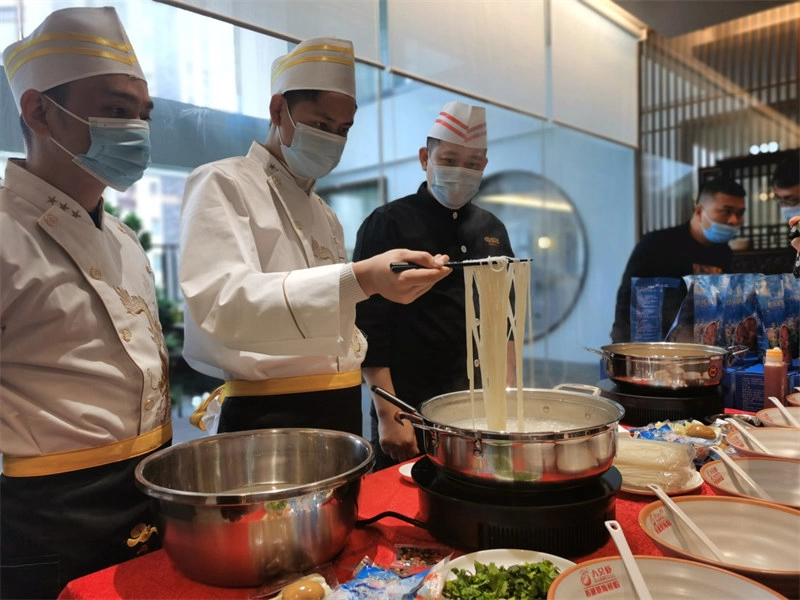 广西防城港市将着力打造海鲜粉品牌产业(图3) 广西防城港市将着力打造海鲜粉品牌产业(图3)