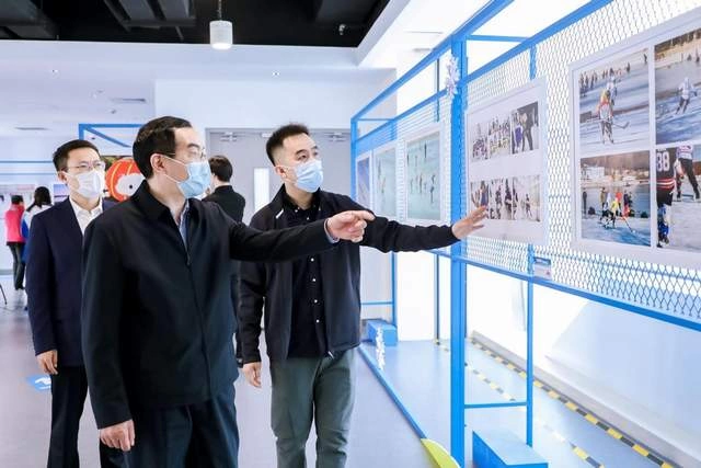 “梦圆冬奥 悦向未来”——海淀·冬奥记忆影像展启幕(图3) “梦圆冬奥 悦向未来”——海淀·冬奥记忆影像展启幕(图3)
