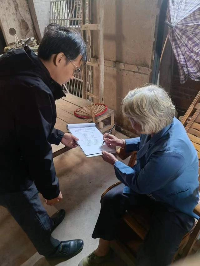 广西博白水鸣镇：落实“三个一”守护森林安全(图3)