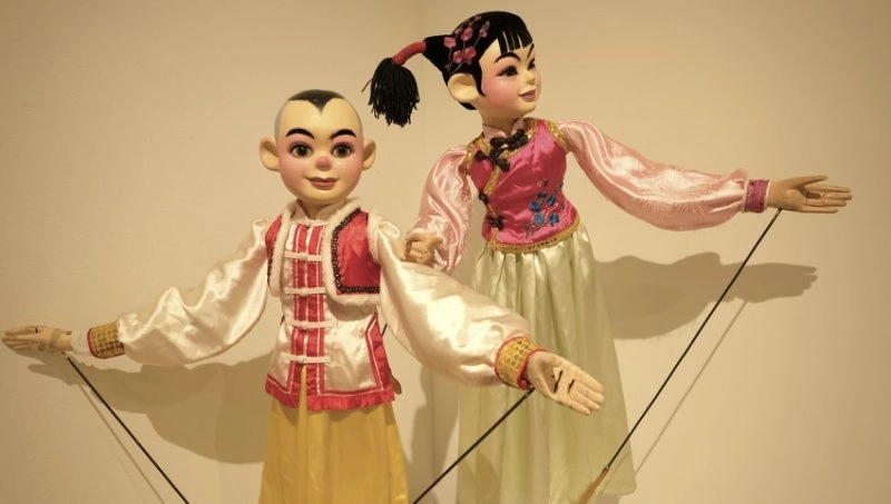 “影偶交辉——陕西省和四川省皮影木偶艺术展”澳门开幕(图1) “影偶交辉——陕西省和四川省皮影木偶艺术展”澳门开幕(图1)