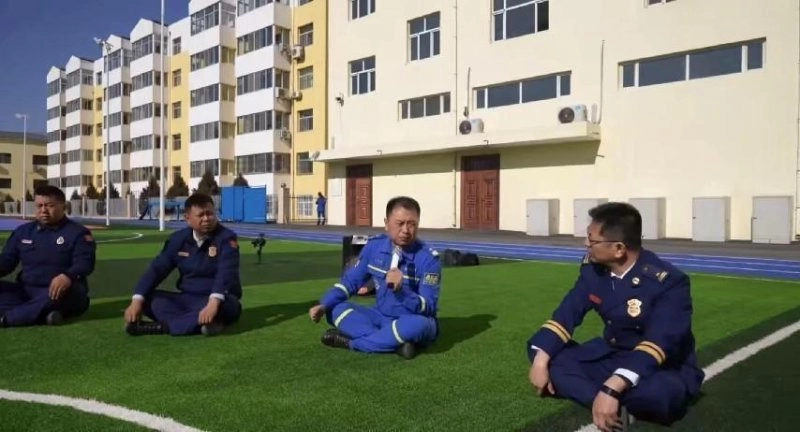 榆阳大队邀请驰援土耳其地震救援榆林市蓝天救援队队长白文涛来队传经送宝(图2) 榆阳大队邀请驰援土耳其地震救援榆林市蓝天救援队队长白文涛来队传经送宝(图2)