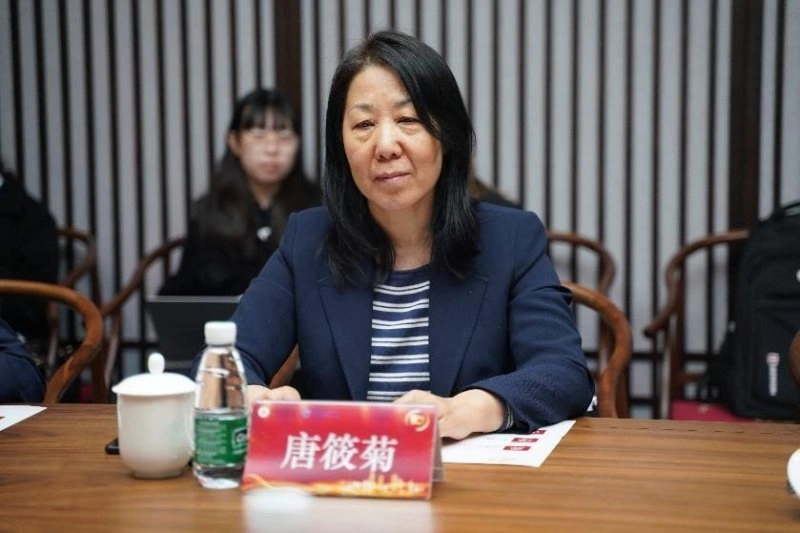 “庆祝人类命运共同体理念提出十周年”专家座谈会成功举办(图3) “庆祝人类命运共同体理念提出十周年”专家座谈会成功举办(图3)