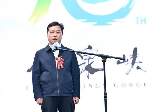 首届八泉文化节开幕式暨十周年文化庆典在山西长治举行(图4) 首届八泉文化节开幕式暨十周年文化庆典在山西长治举行(图4)