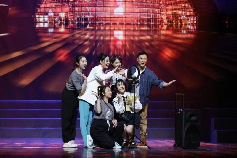 音乐剧《京·谣》在京首演:新时代追梦人最热烈的热爱与坚持(图9) 音乐剧《京·谣》在京首演:新时代追梦人最热烈的热爱与坚持(图9)