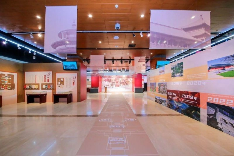 北京中轴线专题文献展6月6日在首都图书馆开幕(图1) 北京中轴线专题文献展6月6日在首都图书馆开幕(图1)