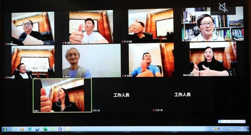 海峡两岸摄影名家邀请展评选在北京举行(图3) 海峡两岸摄影名家邀请展评选在北京举行(图3)