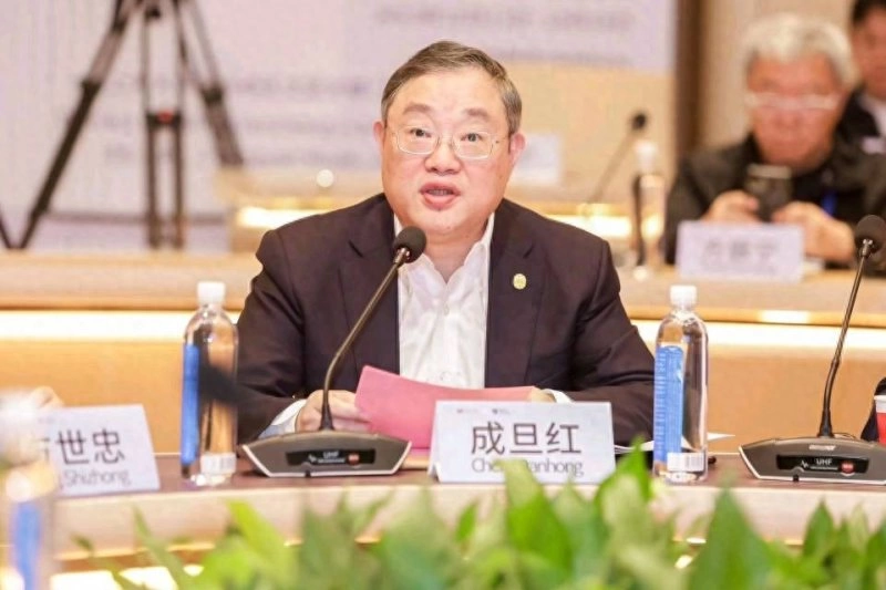 上海博物馆东馆公共艺术全球征集大赛学委会会议和论坛举行(图3) 上海博物馆东馆公共艺术全球征集大赛学委会会议和论坛举行(图3)