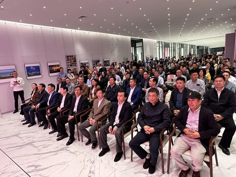 广东省第29届摄影展览开幕暨颁奖仪式宝安区美术馆隆重举行(图13) 广东省第29届摄影展览开幕暨颁奖仪式宝安区美术馆隆重举行(图13)