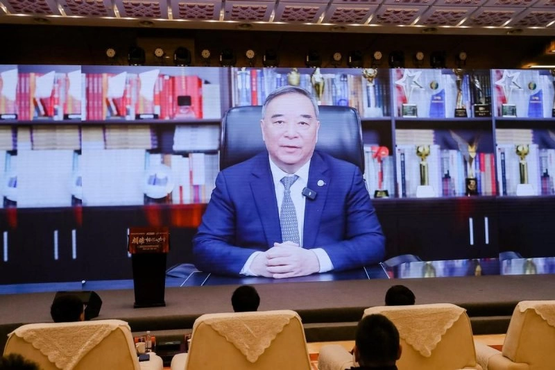 相信相信的力量,总裁读书会跨年读书演讲成功举办(图2) 相信相信的力量,总裁读书会跨年读书演讲成功举办(图2)