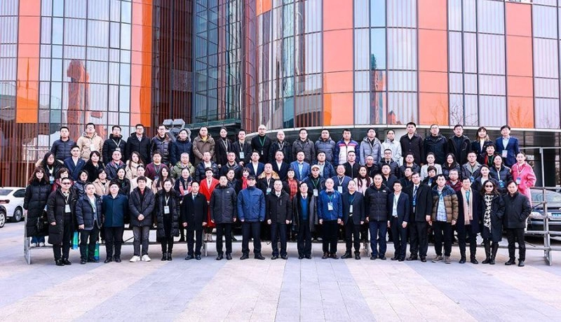 首届城市新能源高峰论坛开幕(图12) 首届城市新能源高峰论坛开幕(图12)