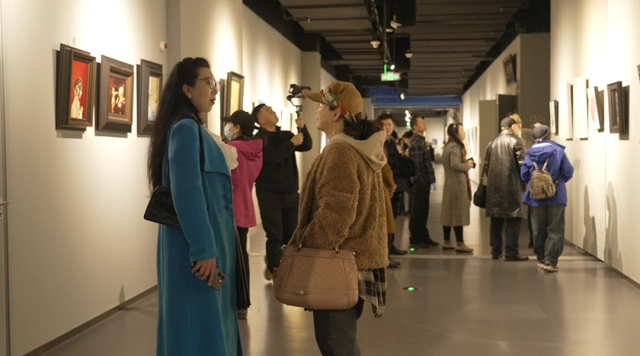“离火之春——2024当代女艺术家艺术邀请展”艺术沙龙完美收官(图13) “离火之春——2024当代女艺术家艺术邀请展”艺术沙龙完美收官(图13)