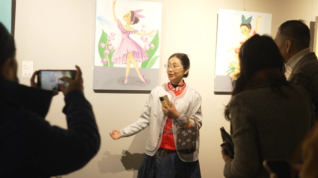 “离火之春——2024当代女艺术家艺术邀请展”艺术沙龙完美收官(图15) “离火之春——2024当代女艺术家艺术邀请展”艺术沙龙完美收官(图15)