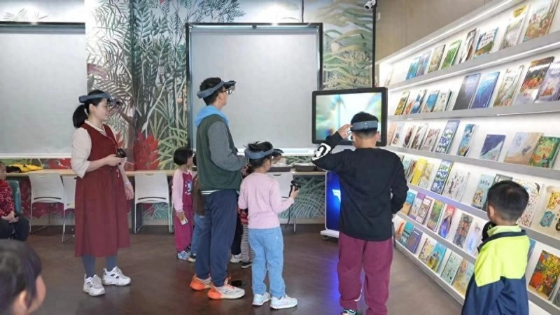 让小镇孩子穿越元宇宙时代——嘉兴元宇宙阅读体验馆大桥、王店分馆揭幕(图1) 让小镇孩子穿越元宇宙时代——嘉兴元宇宙阅读体验馆大桥、王店分馆揭幕(图1)