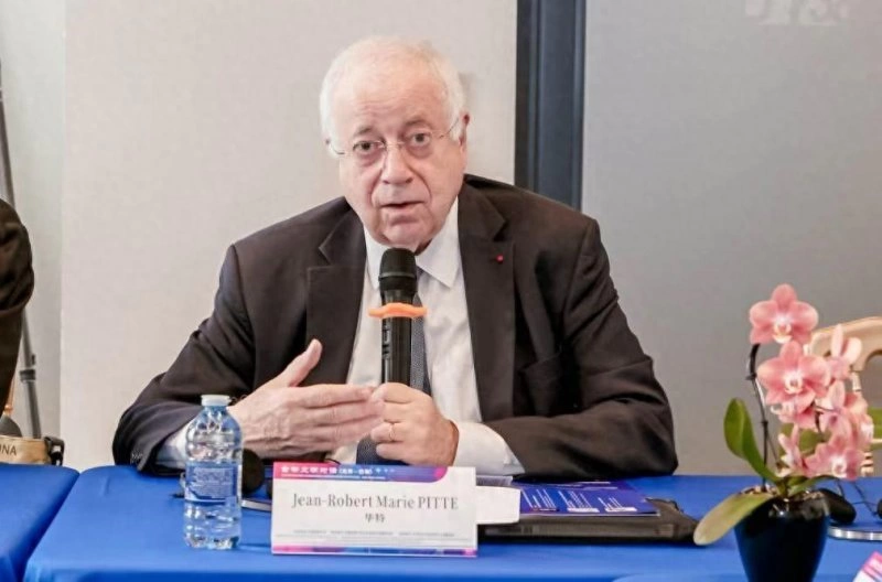 “古都文明对话(北京-巴黎)”在巴黎圆满落幕(图1) “古都文明对话(北京-巴黎)”在巴黎圆满落幕(图1)