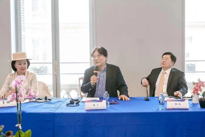 “古都文明对话(北京-巴黎)”在巴黎圆满落幕(图20) “古都文明对话(北京-巴黎)”在巴黎圆满落幕(图20)