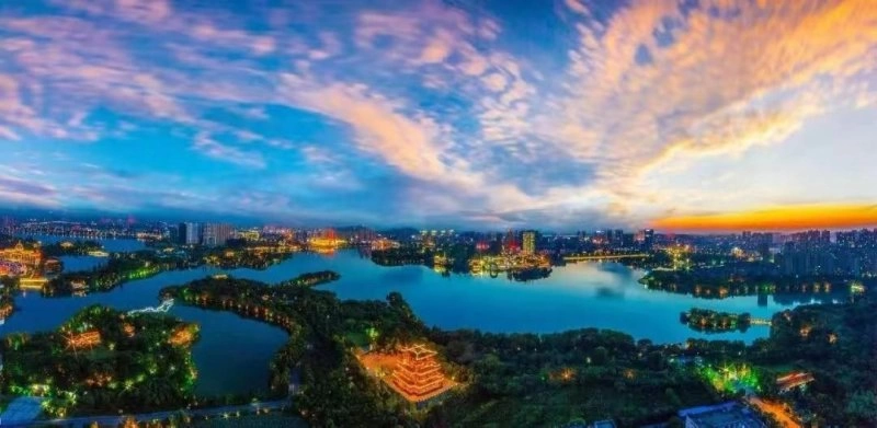 加快完善黄冈现代旅游业体系(图4) 加快完善黄冈现代旅游业体系(图4)