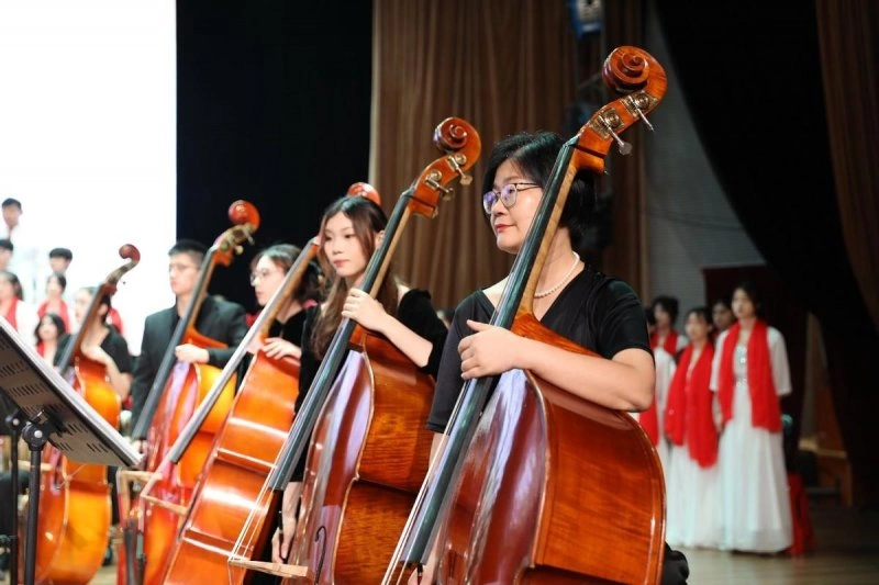 2024年度国家艺术基金资助项目——交响乐《玛纳斯》在江西师范大学音乐学院上演(图7) 2024年度国家艺术基金资助项目——交响乐《玛纳斯》在江西师范大学音乐学院上演(图7)